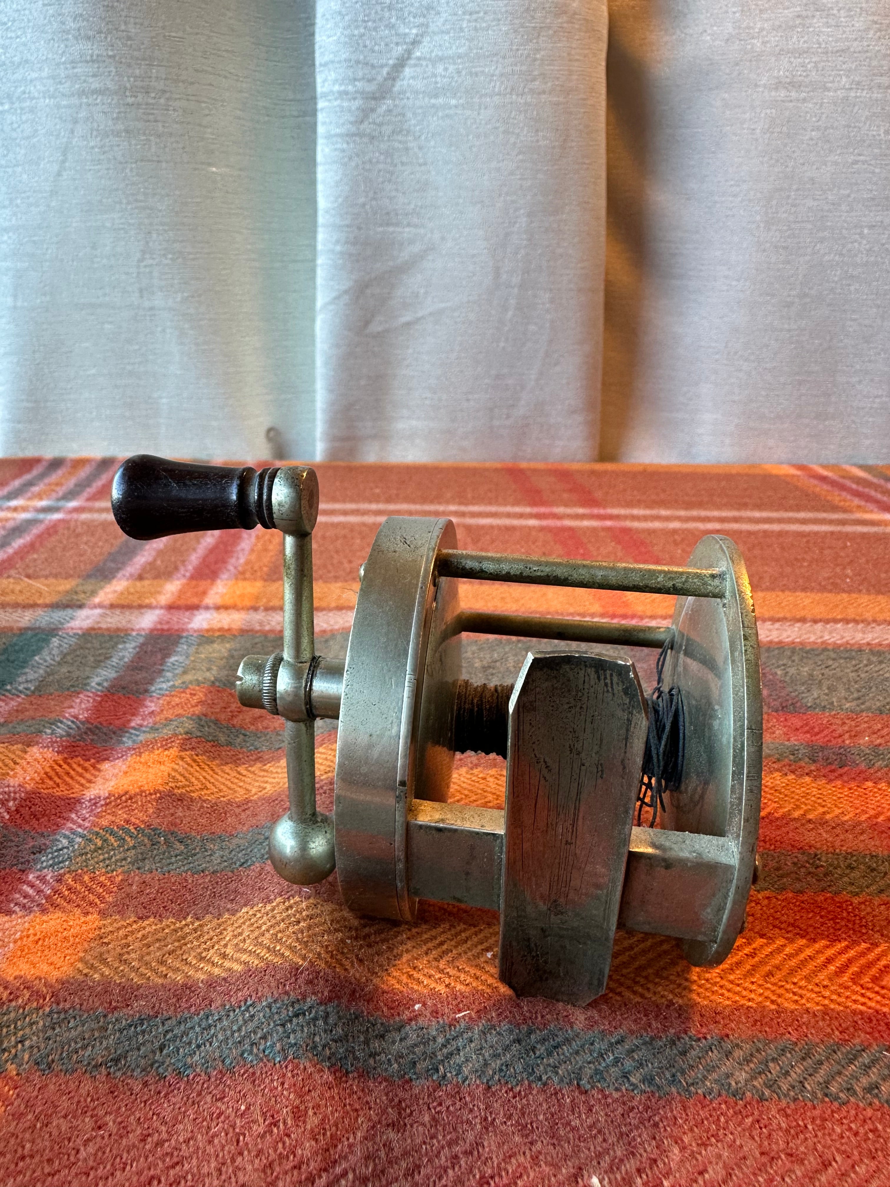Antique German Hand Line Reel Engraved "B.B. Bochum" Cast Metal c.1900