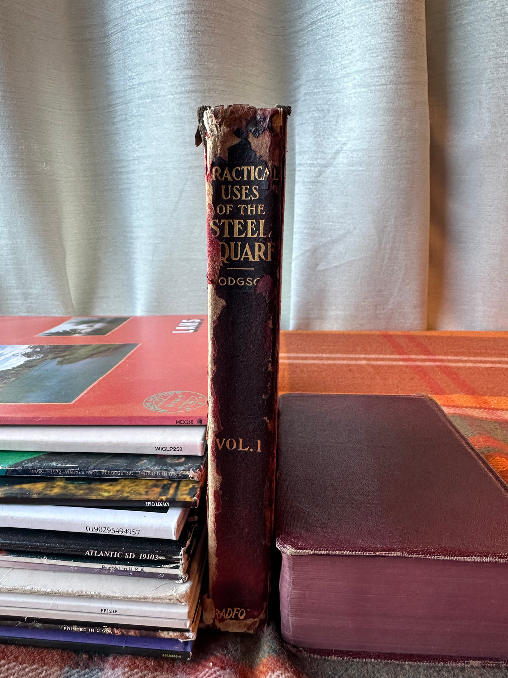 Antique Practical Uses of the Steel Square Vol. I by Fred T. Hodgson | Radford Architectural Co. | Carpenter's Reference